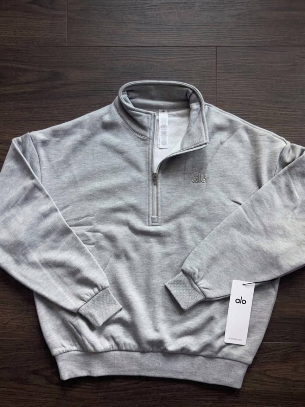 ALO Yoga Accolade 1/4 Zip Pullover Athletic Heather Grey | NWT | Multiple Sizes - Picture 1 of 9